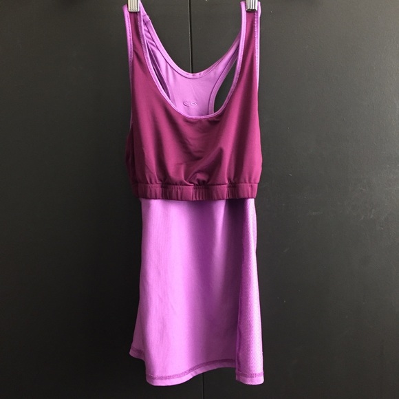 5 Champion Workout Tops - Picture 13 of 16